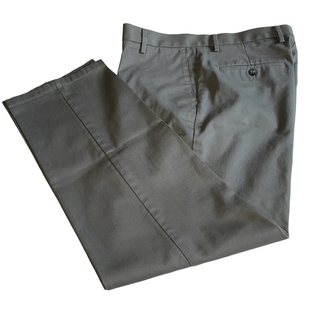 Men’s Grey Colour Dockers Straight Fit